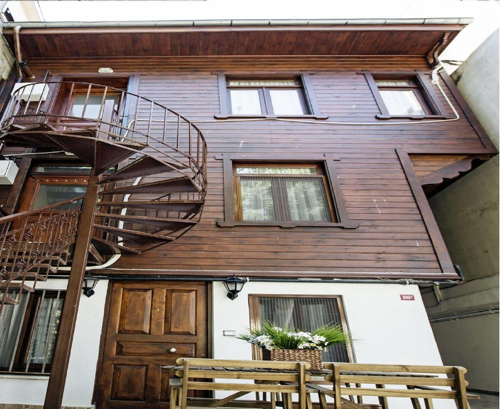Buyukada Apart Hotel - Sehbal Adalar Exterior photo
